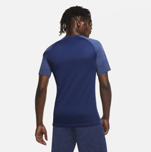 Nike Dri-FIT Academy Men's Graphic Short-Sleeve Football Top - Blue