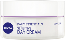 Nivea Soothing Day Cream SPF15 - 50 ml