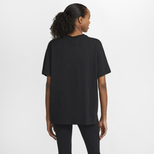 Nike Sportswear Essential Women's Top - Black