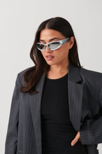 Gina Tricot - Fashion sporty sunglasses - solglasögon - Silver - ONESIZE - Female