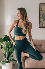 Girlfriend Collective Women's High-Rise Pocket Legging - Made From Recycled Water Bottles