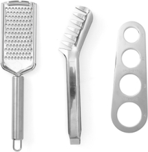 The Essentials - Pasta Tools Home Kitchen Kitchen Tools Pasta Makers & Accessories Silver PRINTWORKS