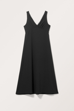 V-neck Maxi Dress - Black