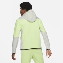 Nike Sportswear Tech Fleece Men's Full-Zip Woven Hoodie - Green
