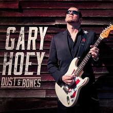 Hoey Gary: Dust & bones 2016