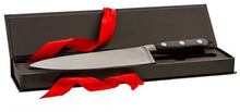 Un couteau de chef dans une bel emballage inkClub