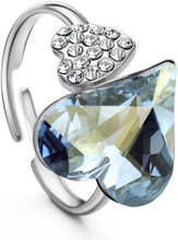Ring "Blue Heart" med en större och flera mindre Austrian Crystals samt i Platinumplätering