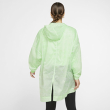 Nike Sportswear Women's Woven Jacket - Green