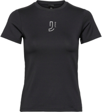 Elemental Tee 2.0 Sport T-shirts & Tops Short-sleeved Black Johaug